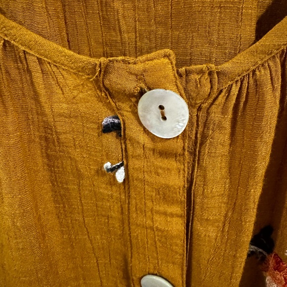 Olive Hill Button Up Scoop Neck Tunic w Floral Embroidery - Picture 2 of 10